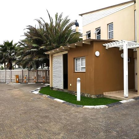 The Waterfront Cottage F12 Swakopmund Exterior foto